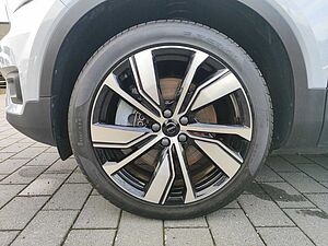 Volvo  P8 Twin R Design AWD HUD AHK El. Fondsitzve