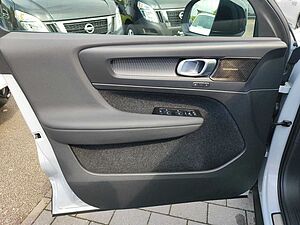 Volvo  P8 Twin R Design AWD HUD AHK El. Fondsitzve