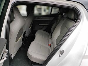 Volvo  Single Motor Extended Range Plus ***Pine***