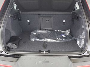 Volvo  Ultra Dark B4 EU6e AHK Leder Digitales Cock