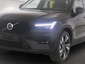 Volvo  Ultra Dark B4 EU6e AHK Leder Digitales Cock