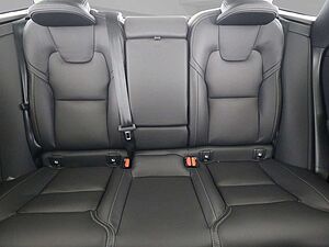 Volvo  Ultra Dark AWD B5 EU6d HUD AD Digitales Coc