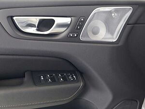 Volvo  Ultra Dark AWD B5 EU6d HUD AD Digitales Coc