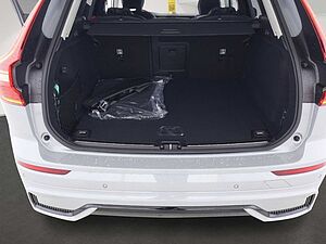 Volvo  Ultra Dark AWD B5 EU6d HUD AD Digitales Coc
