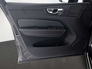 Volvo  T8 Plus Dark Recharge Plug-In Hybrid AWD EU
