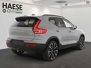 Volvo  Ultra Dark B4 EU6e Leder Digitales Cockpit