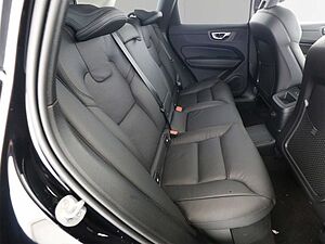 Volvo  T8 Ultra Dark Recharge Plug-In Hybrid AWD E