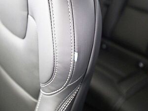 Volvo  T8 Ultra Dark Recharge Plug-In Hybrid AWD E