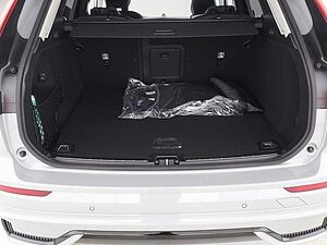 Volvo  T8 Ultra Dark Recharge Plug-In Hybrid AWD E