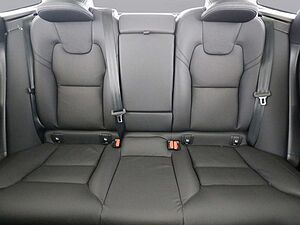 Volvo  T8 Ultra Dark Recharge Plug-In Hybrid AWD E