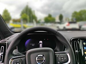 Volvo  Plus Dark 2WD B3 EU6d Navi digitales Cockpi
