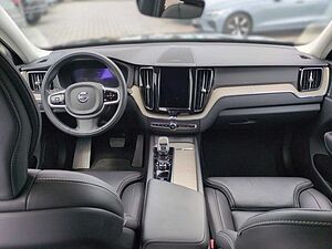 Volvo  B5 EU6d Inscription AWD El. Panodach Leder