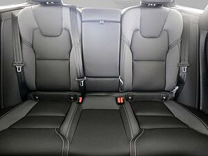 Volvo  T6 Plus Black Edition Recharge Plug-In Hybr