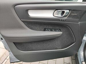 Volvo  B4 EU6d Plus Bright 2WD Memory Sitze Sounds