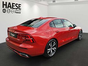 Volvo  T4 EU6d-T Lim. R Design StandHZG Navi Digita