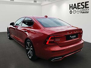 Volvo  T4 EU6d-T Lim. R Design StandHZG Navi Digita