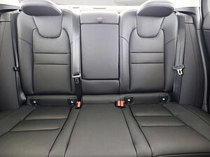 Volvo  Ultimate Dark AWD B5 Benzin EU6d HUD StandHZ
