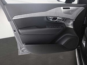 Volvo  Ultra Dark Plug-In Hybrid AWD T8 Twin Engin