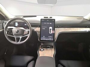 Volvo  Ultra Performance Pure Electric AWD Twin 7-