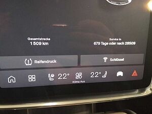 Volvo  Ultra Performance Pure Electric AWD Twin 7-