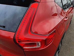 Volvo  T3 EU6d Momentum Pro 2WD AHK Navi Digitales