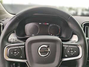 Volvo  T3 EU6d Momentum Pro 2WD AHK Navi Digitales