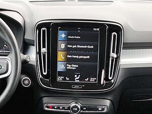Volvo  T3 EU6d Momentum Pro 2WD AHK Navi Digitales