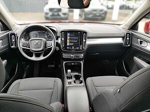 Volvo  T3 EU6d Momentum Pro 2WD AHK Navi Digitales