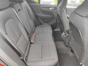 Volvo  T3 EU6d Momentum Pro 2WD AHK Navi Digitales