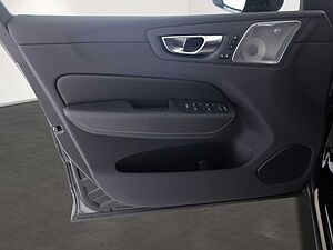 Volvo  T8 Plus Black Edition Recharge Plug-In Hybr
