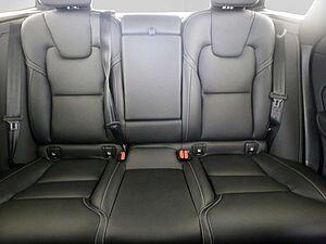 Volvo  T8 Plus Black Edition Recharge Plug-In Hybr