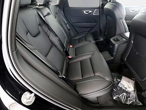 Volvo  T8 Plus Black Edition Recharge Plug-In Hybr