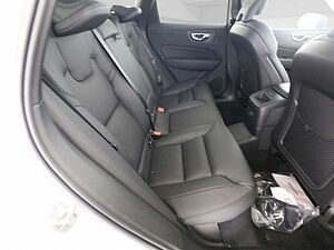 Volvo  T6 Plus Dark Recharge Plug-In Hybrid AWD EU