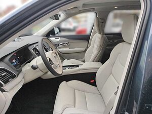 Volvo  Recharge T8 AWD Plug-In-Hybrid Ultra Dark *