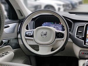 Volvo  Recharge T8 AWD Plug-In-Hybrid Ultra Dark *
