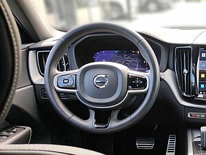 Volvo  B5 Diesel EU6d R Design AWD AD StandHZG Nav