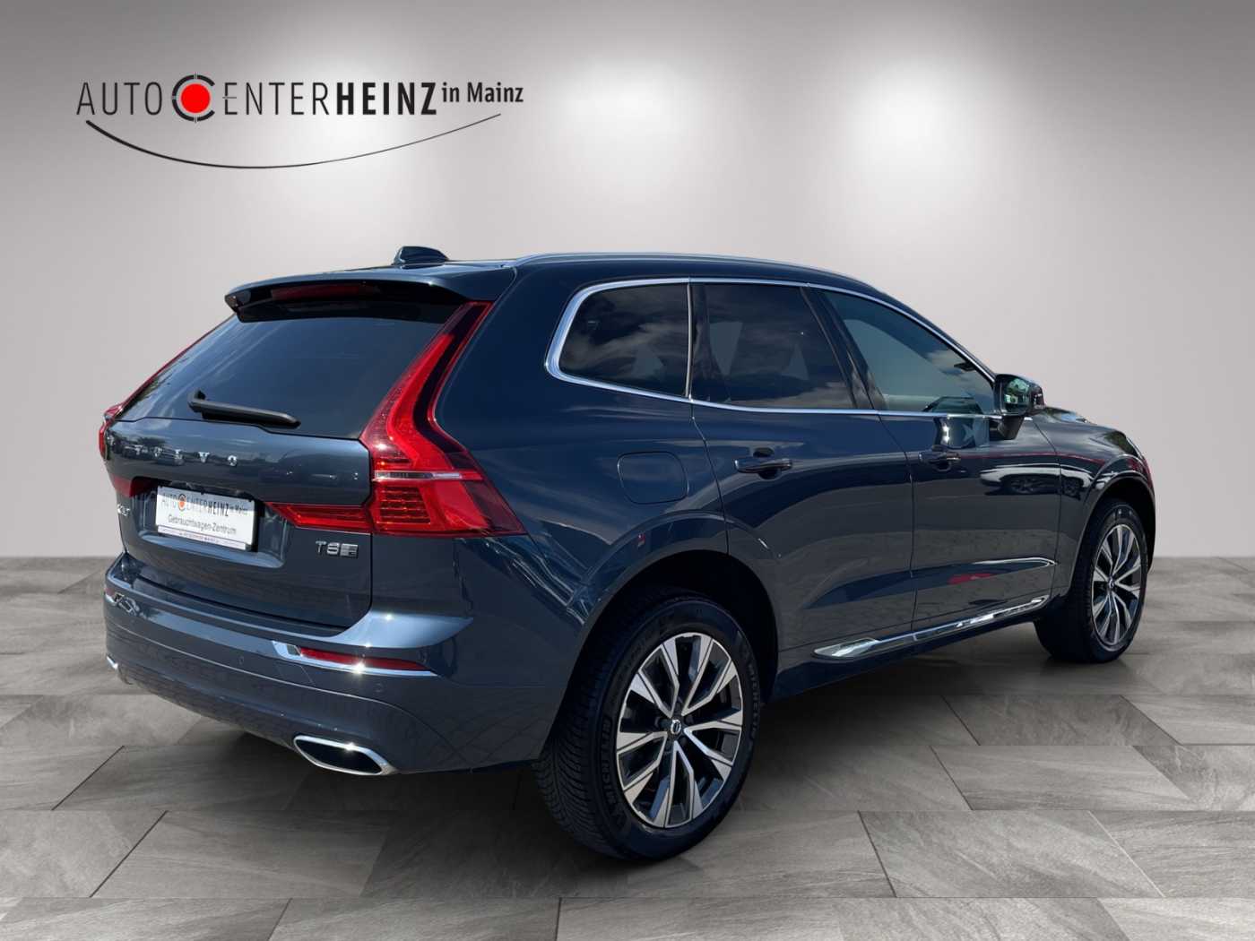 Volvo  Inscription Recharge Plug-In Hybrid AWD