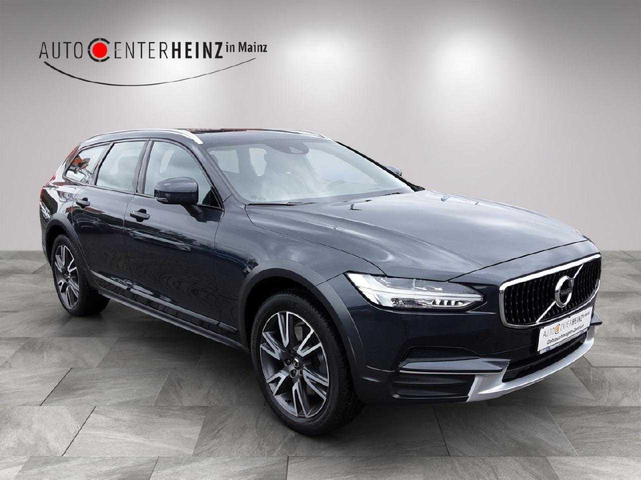 Volvo  Pro AWD