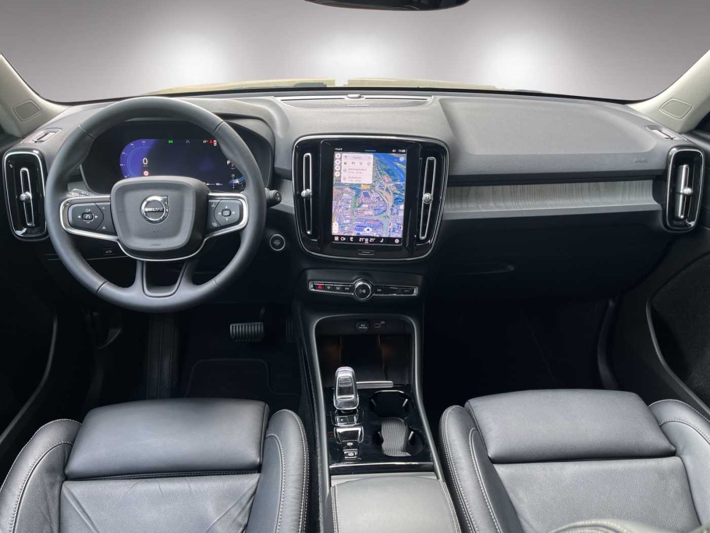 Volvo  Ultimate Dark AWD