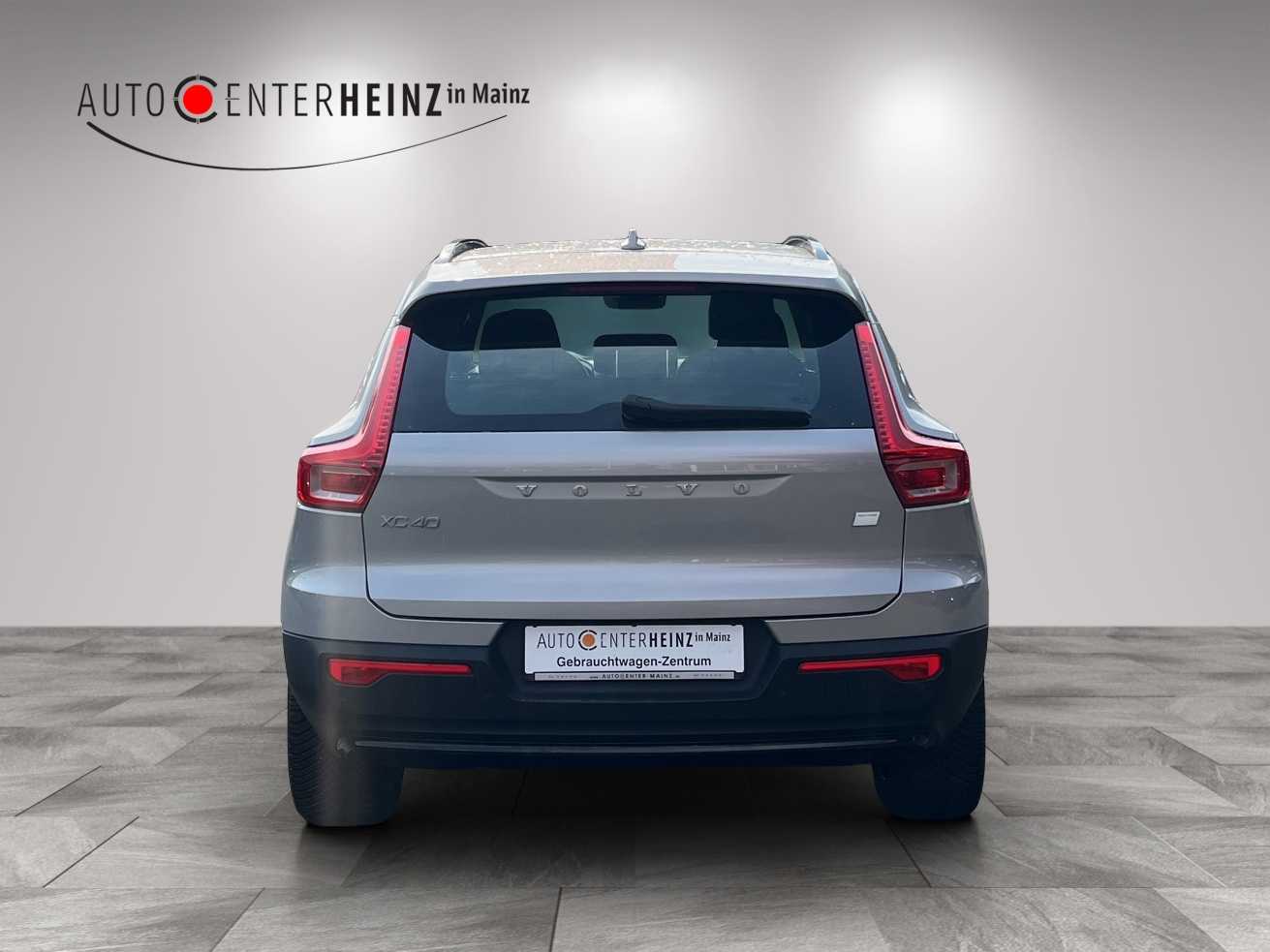 Volvo  Core Recharge Pure Electric 2WD