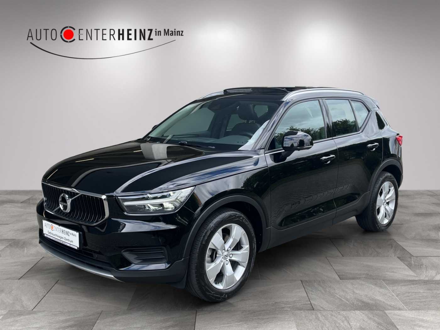 Volvo  Momentum Pro AWD