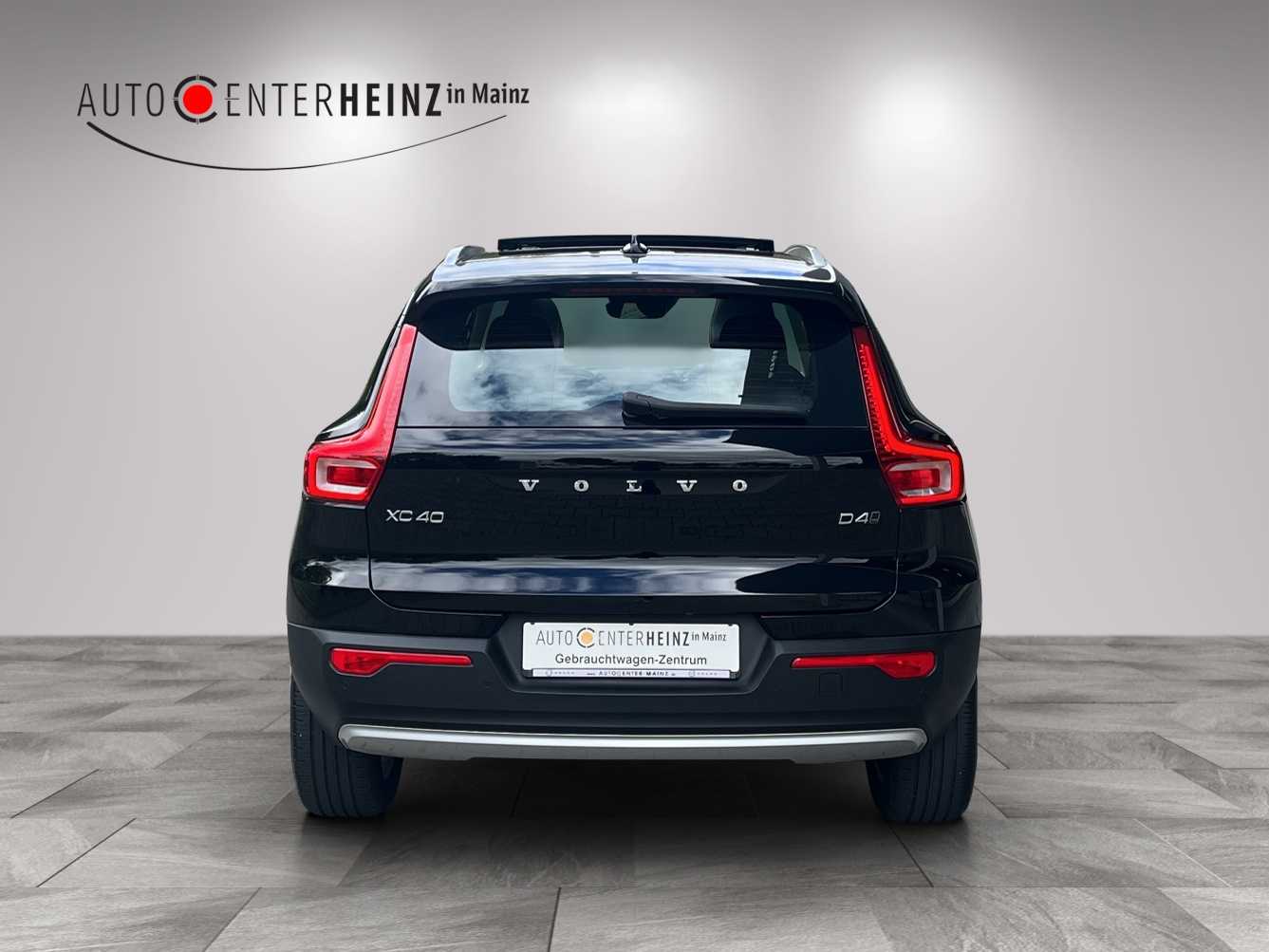Volvo  Momentum Pro AWD