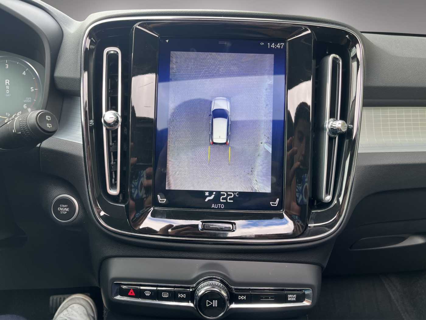 Volvo  Momentum Pro AWD