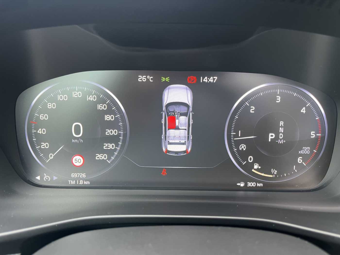 Volvo  Momentum Pro AWD