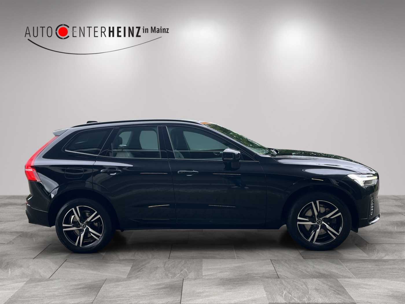 Volvo  R Design AWD