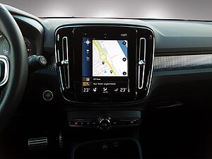 Volvo  R Design 2WD