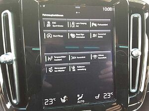 Volvo  R Design 2WD