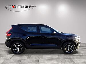 Volvo  R Design 2WD