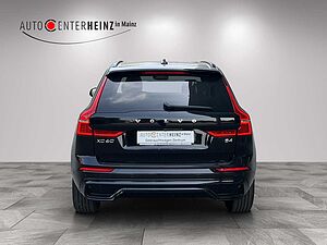 Volvo  Plus Dark 2WD