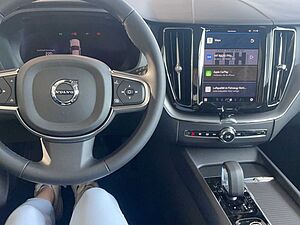 Volvo  XC60 Core, B4 Mild-Hybrid, Benzin